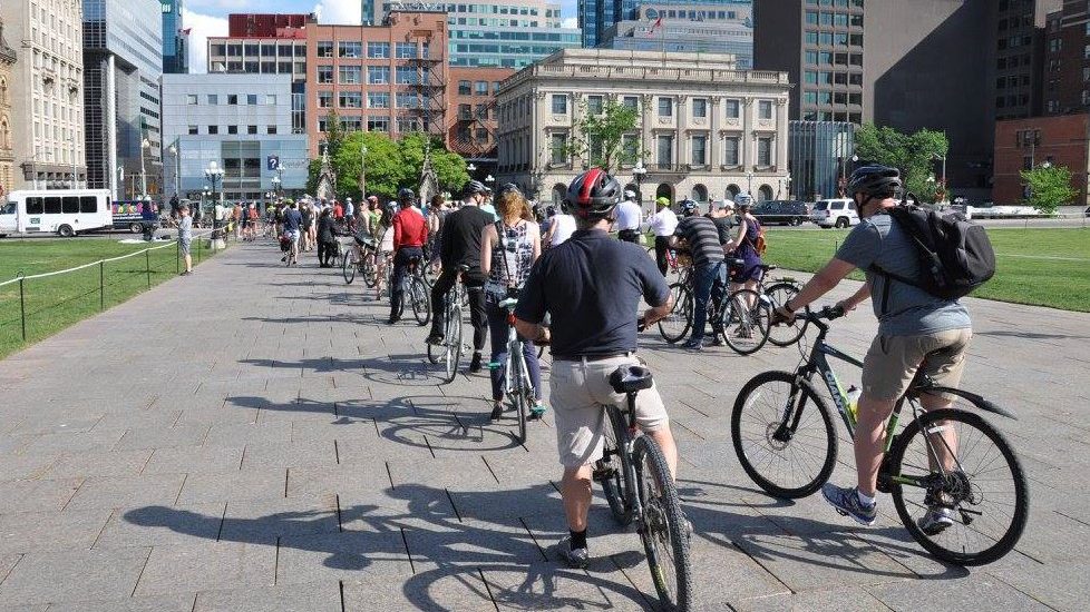 Bikes riding parliament 3