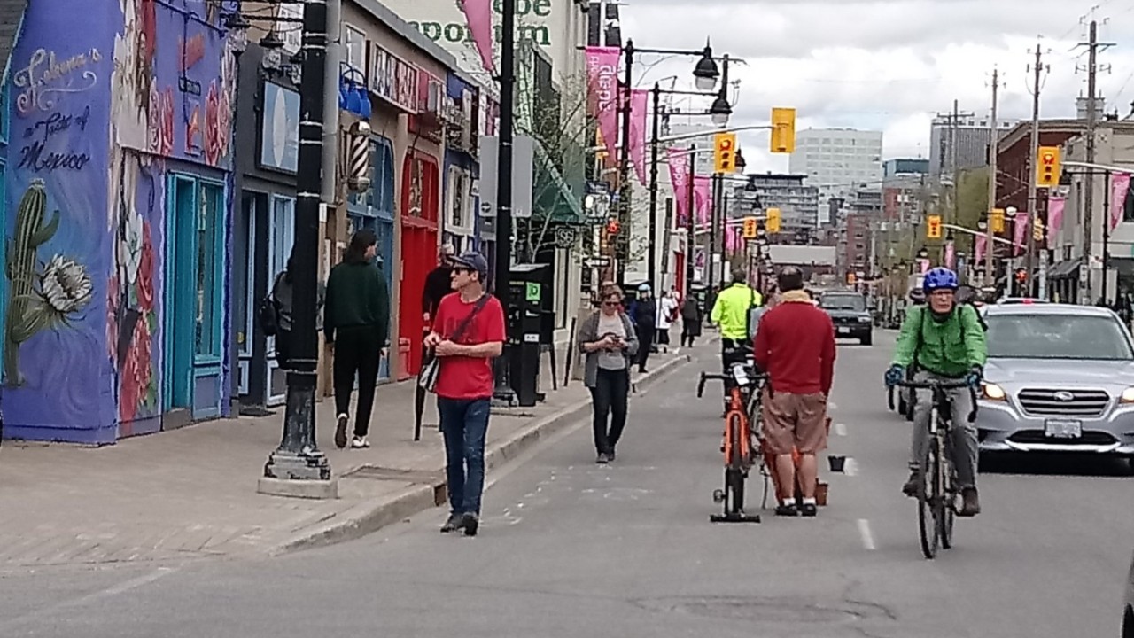 Bank Street parking lane demonstration